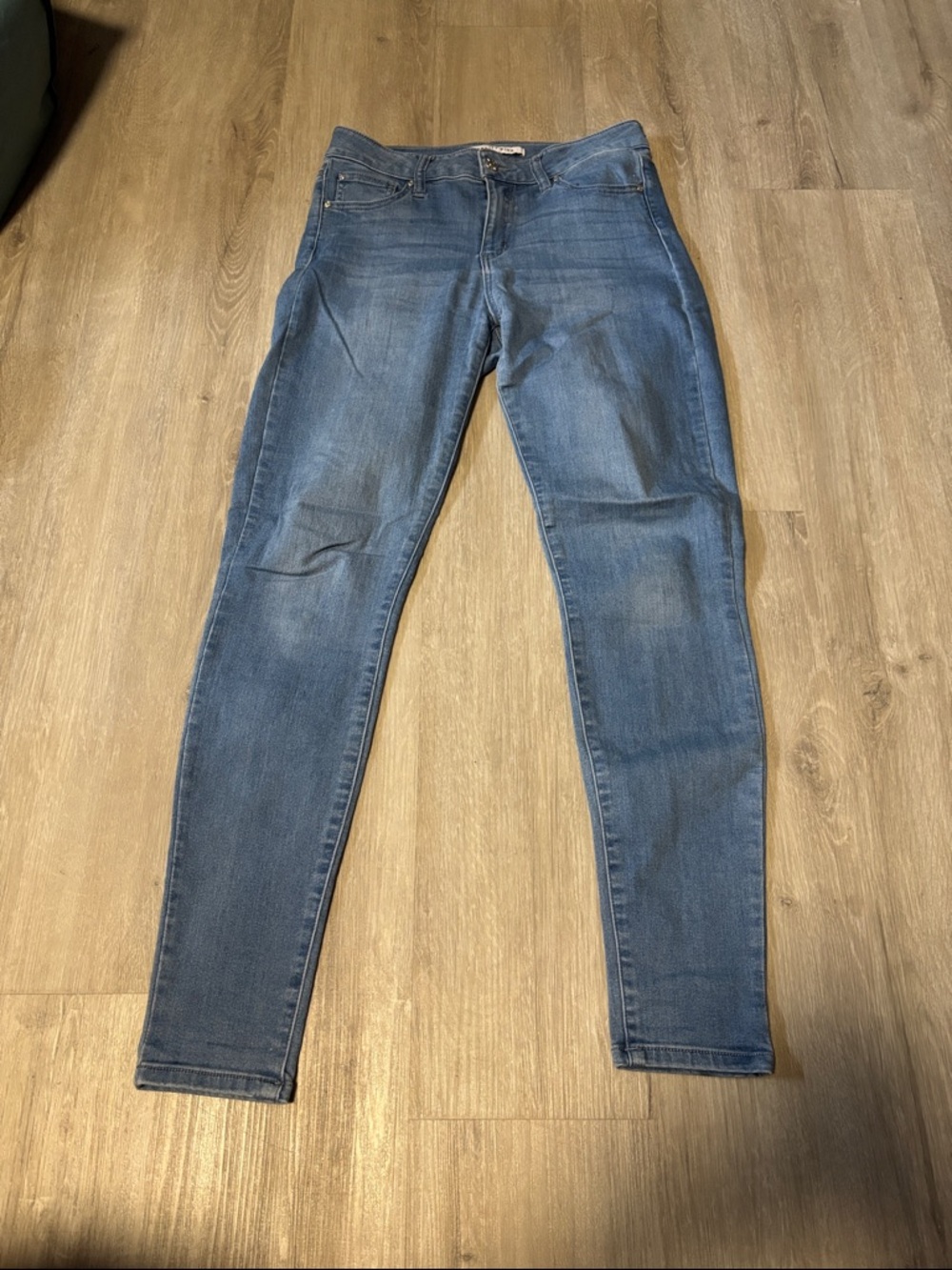 Celebrity Pink Mid‎ Blue Women’s Skinny Jeans